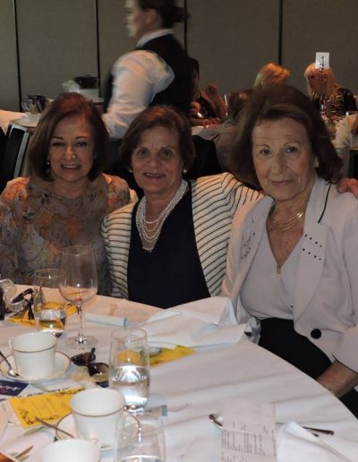 32231228_10216010765642258_7642599337763012608_n